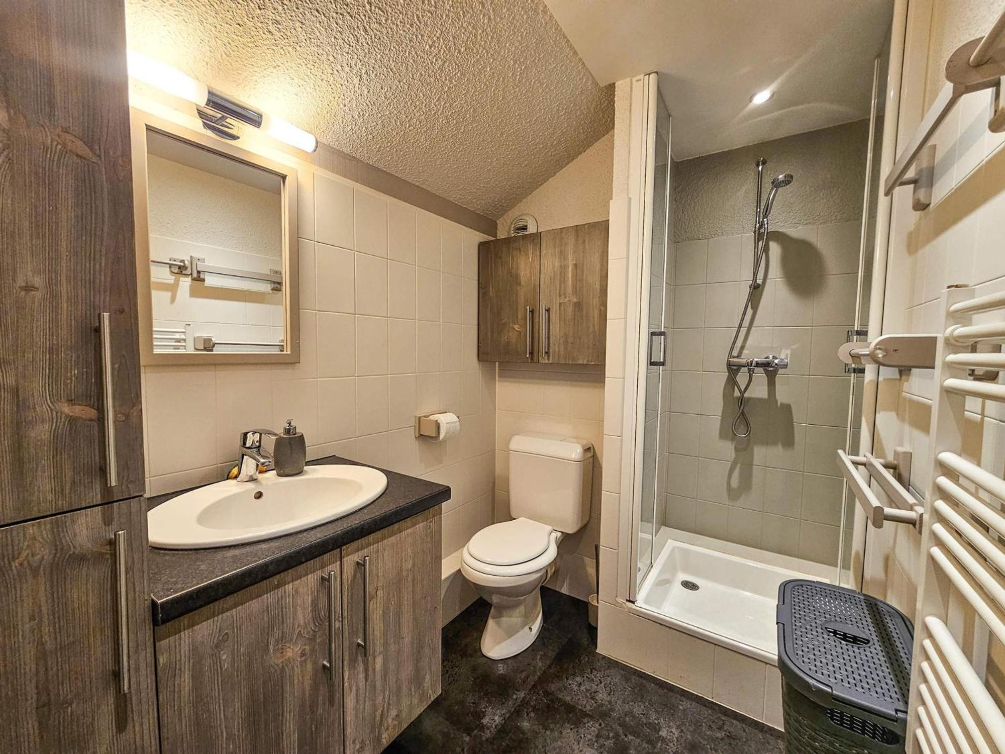 Appartement 4 Pieces Pour 6 A 8 Personnes, Au Pied Des Pistes A Saint-Martin-De-Belleville - Fr-1-452-394 Luaran gambar